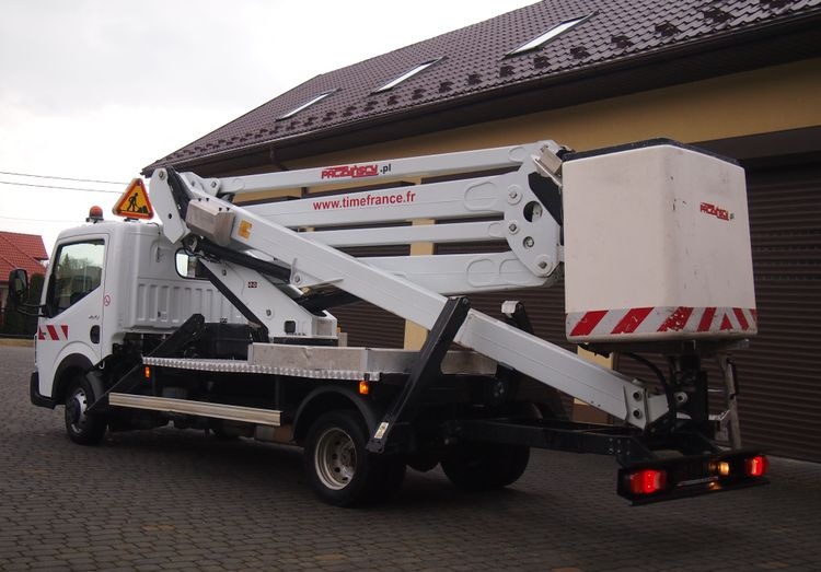 Samochód Renault Isoli PLE194/10N 2015 Renault Maxity Zwyżka Podnośnik koszowy - Piattaforma autocarrata: foto 4 Samochód Renault Isoli PLE194/10N 2015 Renault Maxity Zwyżka Podnośnik koszowy - Piattaforma autocarrata: foto 4