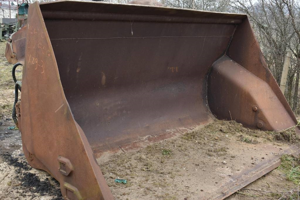 Łyżka wysokiego załadunku do ładowarki VOLVO - Benna per Macchina da cantiere: foto 4 Łyżka wysokiego załadunku do ładowarki VOLVO - Benna per Macchina da cantiere: foto 4