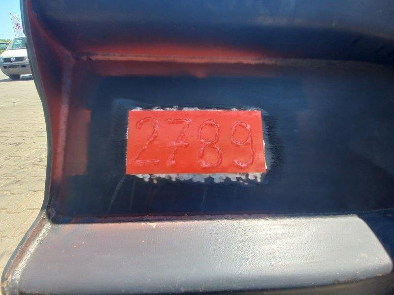 Łyżki do ładowarki CAT , JCB, CASE, SCORPION,KRAME - Benna per Macchina da cantiere: foto 5 Łyżki do ładowarki CAT , JCB, CASE, SCORPION,KRAME - Benna per Macchina da cantiere: foto 5