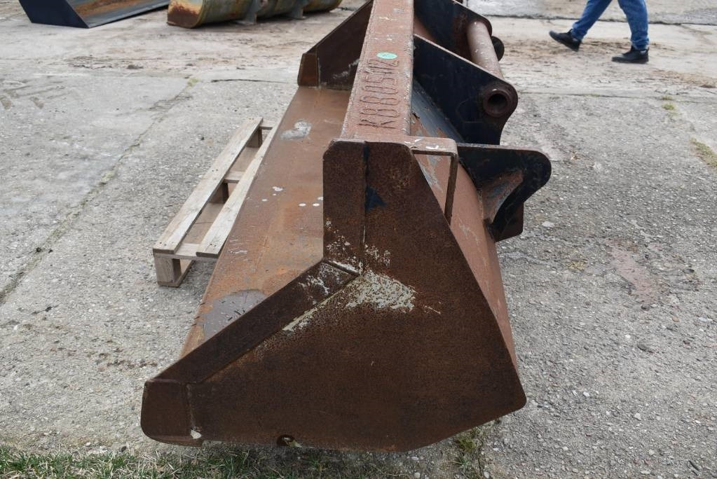 Łyżki do ładowarki CAT , JCB, CASE, SCORPION,KRAME - Benna per Macchina da cantiere: foto 4 Łyżki do ładowarki CAT , JCB, CASE, SCORPION,KRAME - Benna per Macchina da cantiere: foto 4