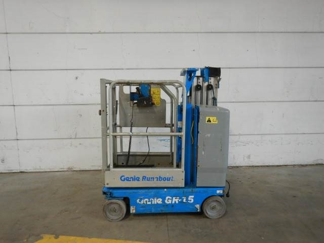 Genie GR15 - Elevatore verticale: foto 1 Genie GR15 - Elevatore verticale: foto 1