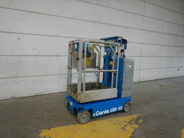 Genie GR15 - Elevatore verticale: foto 3 Genie GR15 - Elevatore verticale: foto 3