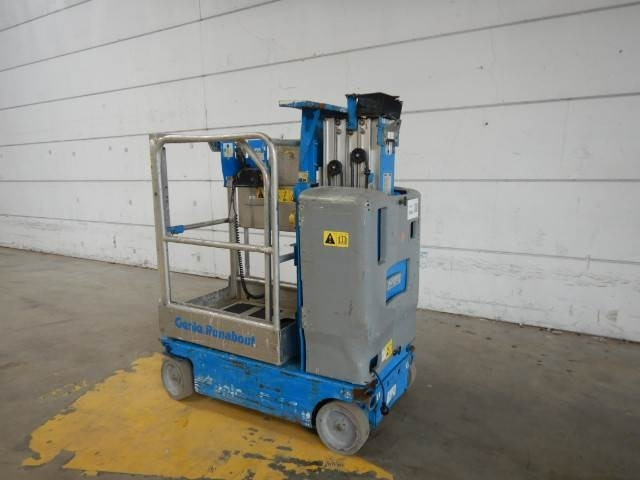 Genie GR15  - Elevatore verticale: foto 2 Genie GR15  - Elevatore verticale: foto 2