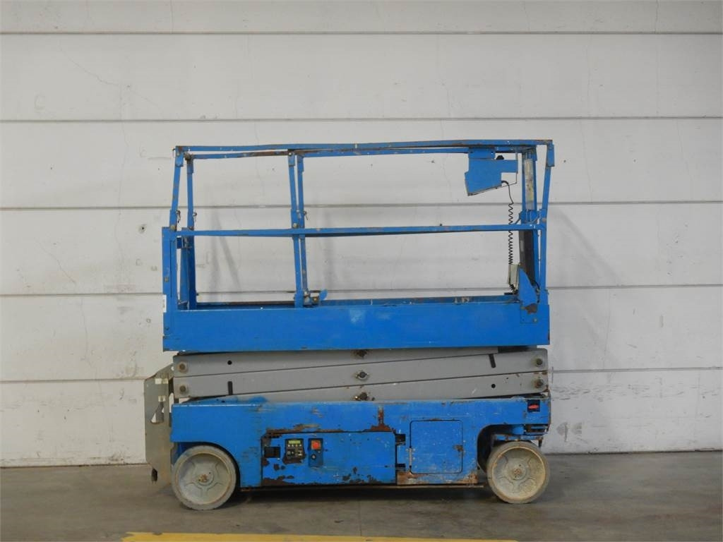 Genie GS2032 - Piattaforma a pantografo: foto 1 Genie GS2032 - Piattaforma a pantografo: foto 1