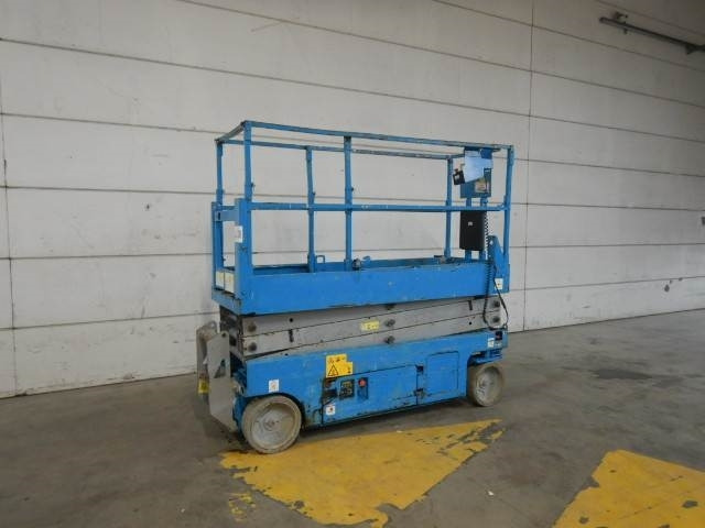 Genie GS2032 - Piattaforma a pantografo: foto 3 Genie GS2032 - Piattaforma a pantografo: foto 3