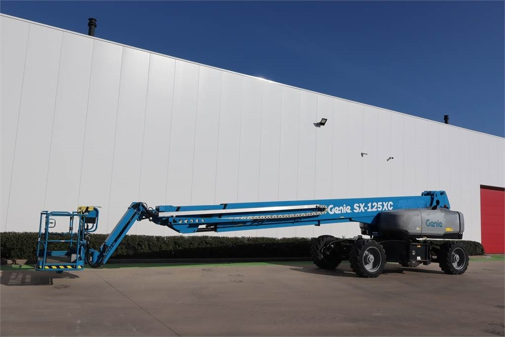 Genie SX125XC - Piattaforma telescopica: foto 2 Genie SX125XC - Piattaforma telescopica: foto 2