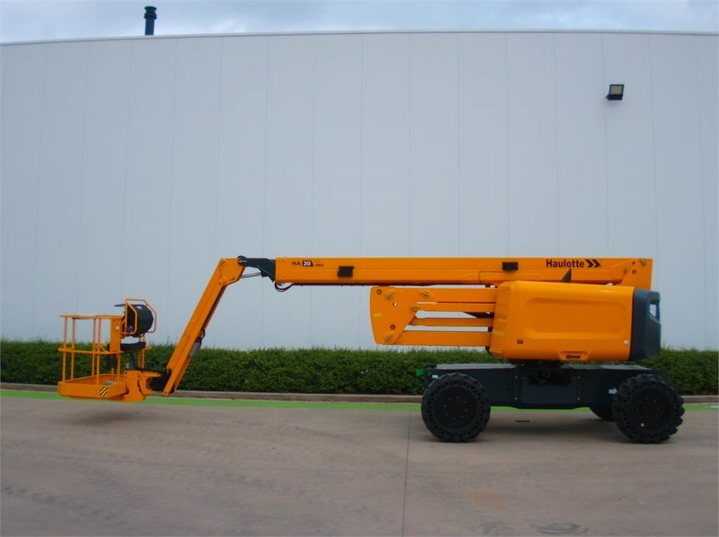 Haulotte HA20RTJ Pro - Piattaforma articolata: foto 1 Haulotte HA20RTJ Pro - Piattaforma articolata: foto 1
