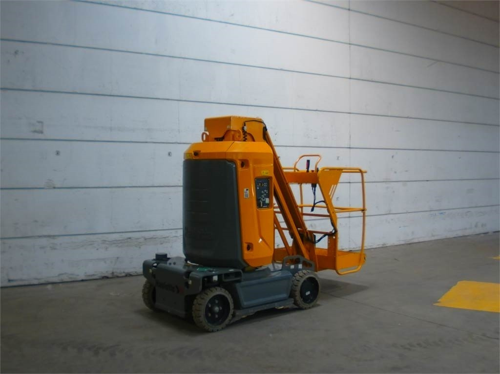 Haulotte STAR 10 - Elevatore verticale: foto 4 Haulotte STAR 10 - Elevatore verticale: foto 4