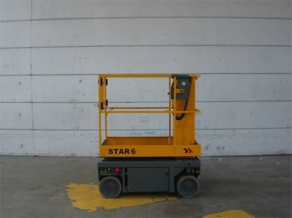 Haulotte STAR 6 - Elevatore verticale: foto 1 Haulotte STAR 6 - Elevatore verticale: foto 1