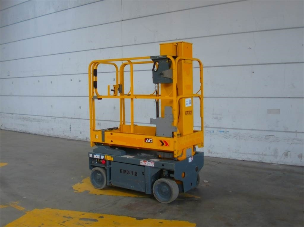 Haulotte STAR8S - Elevatore verticale: foto 3 Haulotte STAR8S - Elevatore verticale: foto 3