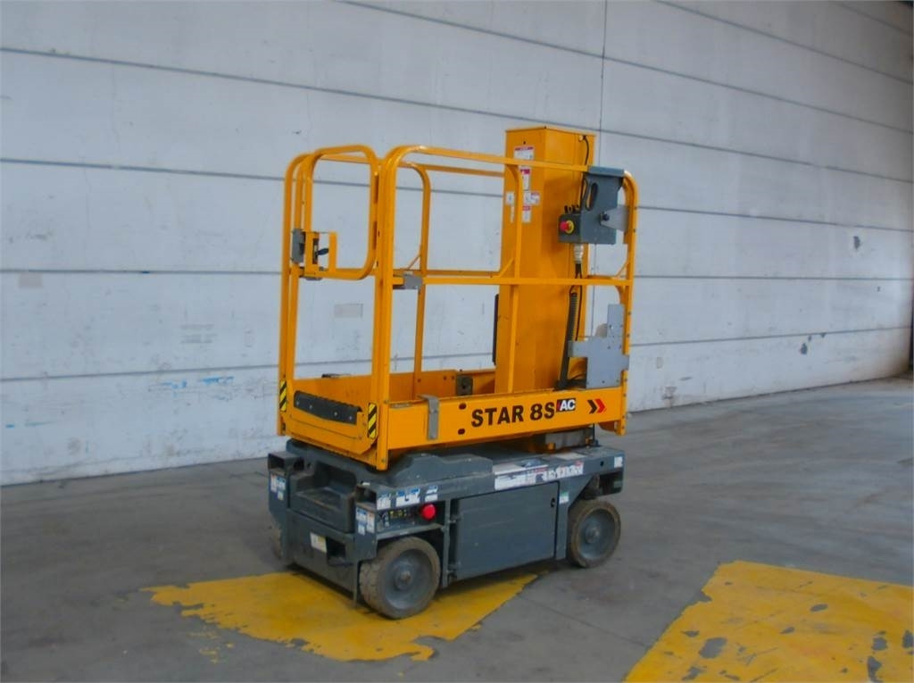 Haulotte STAR8S - Elevatore verticale: foto 2 Haulotte STAR8S - Elevatore verticale: foto 2