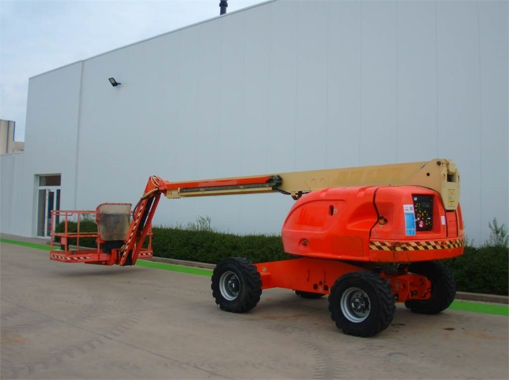 JLG 460SJ - Piattaforma telescopica: foto 3 JLG 460SJ - Piattaforma telescopica: foto 3