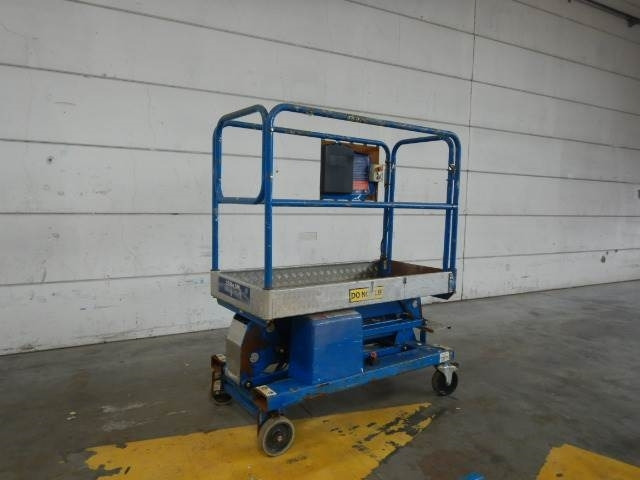 JLG Power Tower - Elevatore verticale: foto 4 JLG Power Tower - Elevatore verticale: foto 4