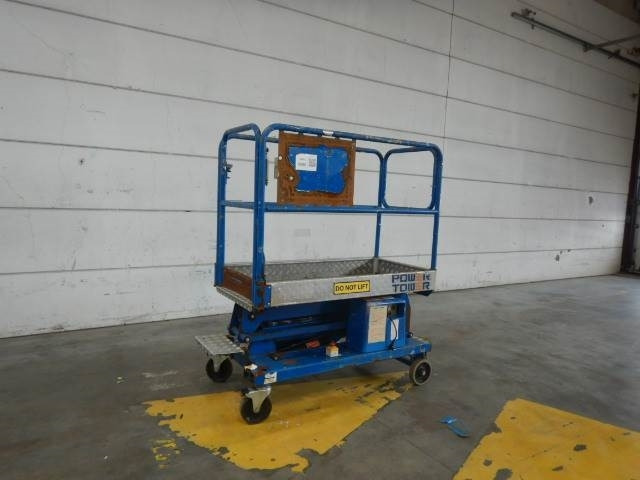 JLG Power Tower - Elevatore verticale: foto 3 JLG Power Tower - Elevatore verticale: foto 3
