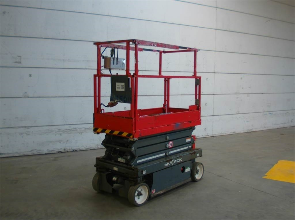 SkyJack SJ3219 - Piattaforma a pantografo: foto 4 SkyJack SJ3219 - Piattaforma a pantografo: foto 4