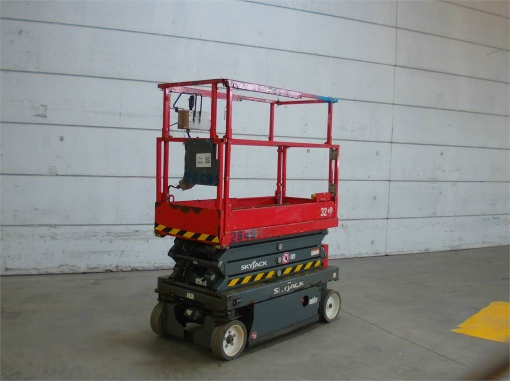 SkyJack SJ3219 - Piattaforma a pantografo: foto 4 SkyJack SJ3219 - Piattaforma a pantografo: foto 4