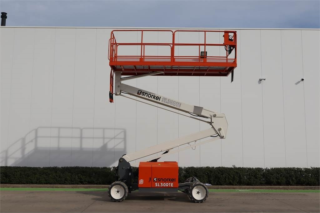 Snorkel SL30RTE - Piattaforma a pantografo: foto 5 Snorkel SL30RTE - Piattaforma a pantografo: foto 5