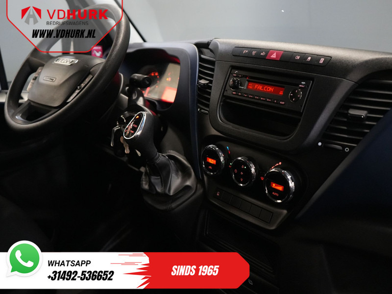 Iveco Daily 35C14D 2.3 140 pk Aut. ZF DC Dubbel Cabine 6Pers./ Kipper/ Pick Up/ Open Laadbak/ Kieper/ 3.5t Trekverm./ Dubbel Lucht/ Gev.Stoe - Furgone ribaltabile, Furgone doppia cabina: foto 3 Iveco Daily 35C14D 2.3 140 pk Aut. ZF DC Dubbel Cabine 6Pers./ Kipper/ Pick Up/ Open Laadbak/ Kieper/ 3.5t Trekverm./ Dubbel Lucht/ Gev.Stoe - Furgone ribaltabile, Furgone doppia cabina: foto 3