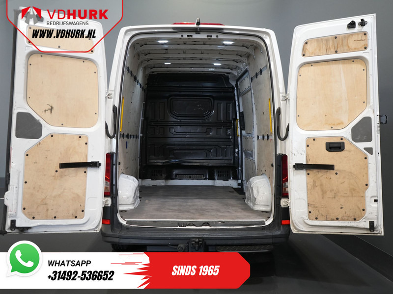 MAN TGE 3.140 140 pk 2.0 TDI DSG Aut. L3H3 EXPORT ONLY 270Gr.Deuren/ Gev.Stoel/ Navi/ Carplay/ Camera/ Cruise/ Trekhaak/ Airco - Furgone chiuso: foto 5 MAN TGE 3.140 140 pk 2.0 TDI DSG Aut. L3H3 EXPORT ONLY 270Gr.Deuren/ Gev.Stoel/ Navi/ Carplay/ Camera/ Cruise/ Trekhaak/ Airco - Furgone chiuso: foto 5