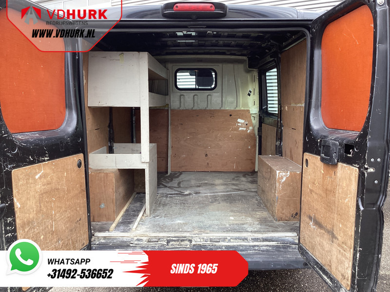 Peugeot Boxer 2.0 HDI 130 pk EXPORT Climate/ Cruise/ Gev. Stoel/ Navi/ PDC/ Trekhaak/ 2.5t Trekverm. - Furgoncino: foto 5 Peugeot Boxer 2.0 HDI 130 pk EXPORT Climate/ Cruise/ Gev. Stoel/ Navi/ PDC/ Trekhaak/ 2.5t Trekverm. - Furgoncino: foto 5