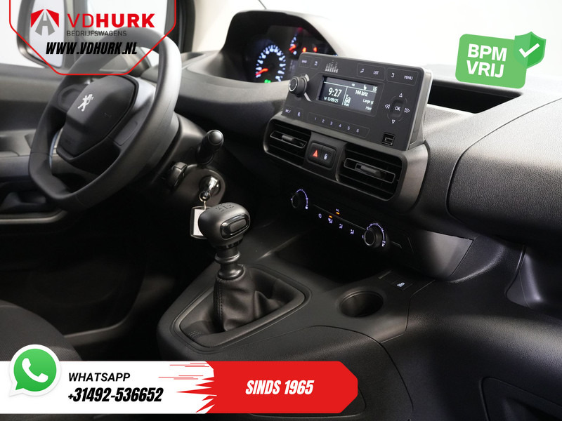 Peugeot Partner 1.2 Turbo 110 pk BPM VRIJ/ BENZINE/ PDC/ Cruise/ Airco - Furgoncino: foto 3 Peugeot Partner 1.2 Turbo 110 pk BPM VRIJ/ BENZINE/ PDC/ Cruise/ Airco - Furgoncino: foto 3