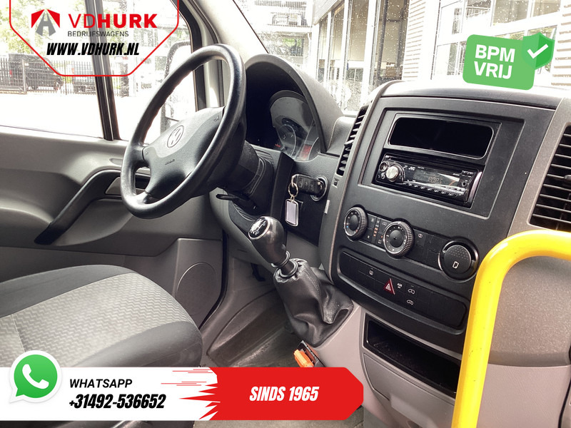 Volkswagen Crafter 35 2.0 TDI L3H2 EXPORT ONLY! €9.559 incl BTW/BPM Rolstoellift/ 9 Pers/ 9P/ Sidebars/ Rearbar/ Airco - Minibus, Pulmino: foto 3 Volkswagen Crafter 35 2.0 TDI L3H2 EXPORT ONLY! €9.559 incl BTW/BPM Rolstoellift/ 9 Pers/ 9P/ Sidebars/ Rearbar/ Airco - Minibus, Pulmino: foto 3