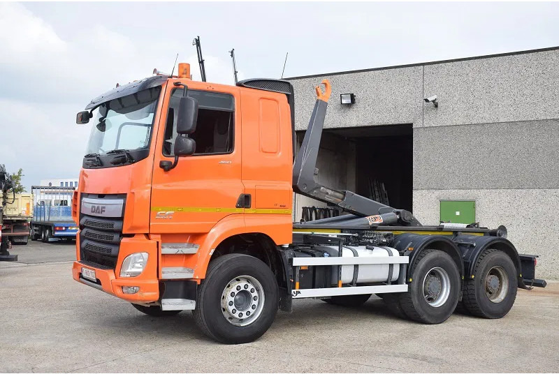 DAF CF 460 - Autocarro scarrabile: foto 4 DAF CF 460 - Autocarro scarrabile: foto 4