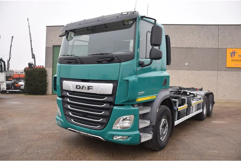 DAF CF 480 - Autocarro scarrabile: foto 3 DAF CF 480 - Autocarro scarrabile: foto 3