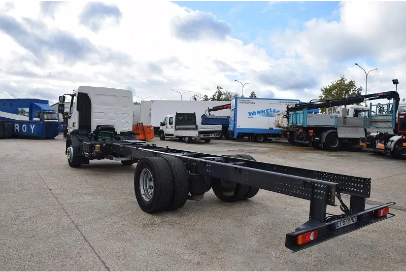 Diversen Volvo FL280 - Autocarro telaio: foto 5 Diversen Volvo FL280 - Autocarro telaio: foto 5