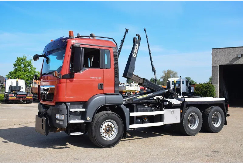 MAN TGS 33.440 - Autocarro scarrabile: foto 2 MAN TGS 33.440 - Autocarro scarrabile: foto 2