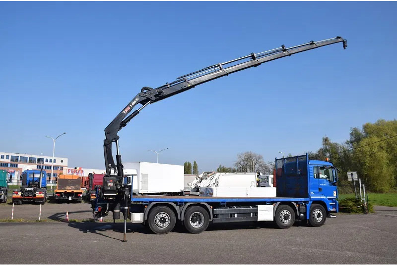 MAN TGS 35.500 Hydrodrive - Camion con gru: foto 4 MAN TGS 35.500 Hydrodrive - Camion con gru: foto 4