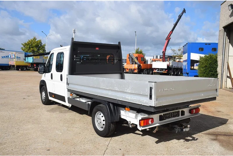 Peugeot Boxer 2.0 L -130 pk -L4 - Furgone con cassone fisso, Furgone doppia cabina: foto 5 Peugeot Boxer 2.0 L -130 pk -L4 - Furgone con cassone fisso, Furgone doppia cabina: foto 5