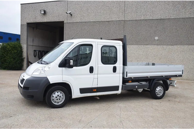 Peugeot Boxer 2.2 L -130 pk - - Furgone con cassone fisso, Furgone doppia cabina: foto 3 Peugeot Boxer 2.2 L -130 pk - - Furgone con cassone fisso, Furgone doppia cabina: foto 3