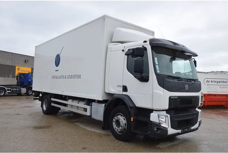 Volvo FE 250 - Autocarro furgonato: foto 4 Volvo FE 250 - Autocarro furgonato: foto 4