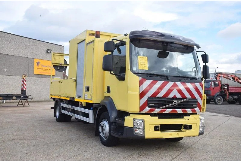 Autocarro con pianale/ Cassone fisso Volvo FL 250: foto 6