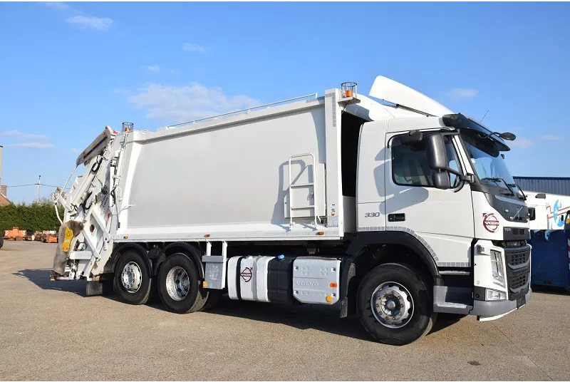Volvo FM 330 - Camion immondizia: foto 4 Volvo FM 330 - Camion immondizia: foto 4