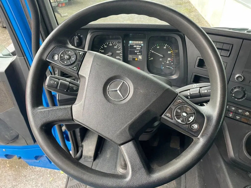 Mercedes-Benz Arocs 3342 *6x6*meegestuurd as*2zijdige kipper*Airco*Bluetooth - Autocarro ribaltabile, Camion con gru: foto 4 Mercedes-Benz Arocs 3342 *6x6*meegestuurd as*2zijdige kipper*Airco*Bluetooth - Autocarro ribaltabile, Camion con gru: foto 4