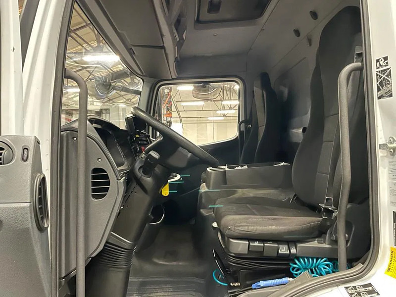 Mercedes-Benz Atego 1621 *Palfinger kraan*Containersysteem*luchtvering achteras*bluetooth - Autocarro scarrabile, Camion con gru: foto 3 Mercedes-Benz Atego 1621 *Palfinger kraan*Containersysteem*luchtvering achteras*bluetooth - Autocarro scarrabile, Camion con gru: foto 3