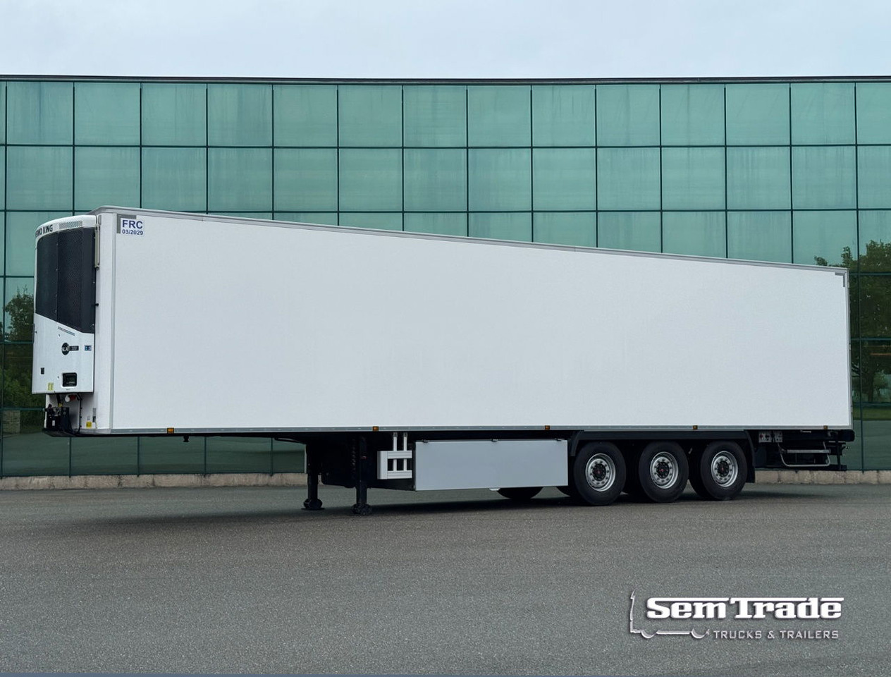 Chereau CSD3 247 CM Wide 265 CM High Thermo King SLXi300 With Only 850 Hours NEW - Semirimorchio frigorifero: foto 1 Chereau CSD3 247 CM Wide 265 CM High Thermo King SLXi300 With Only 850 Hours NEW - Semirimorchio frigorifero: foto 1