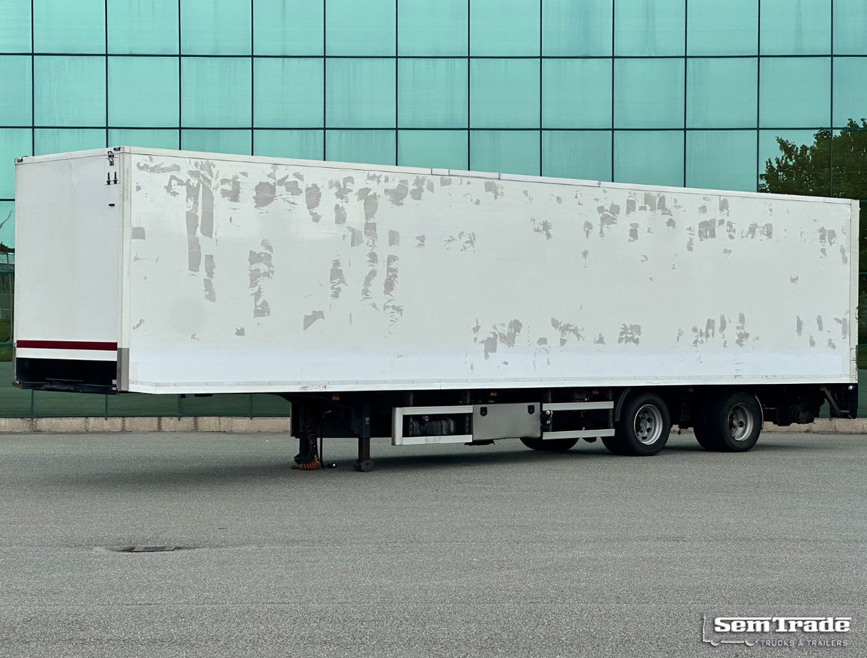 Lamboo T03 Isolated BOX + Heater Steering Axle Lift Axle Tail Lift NL-Trailer - Semirimorchio furgonato: foto 1 Lamboo T03 Isolated BOX + Heater Steering Axle Lift Axle Tail Lift NL-Trailer - Semirimorchio furgonato: foto 1