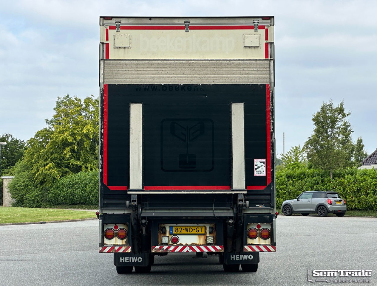 Scania R450 Retarder TRS Cooling Heiwo Isolated Boxes Tail Lift NL-Combi - Autocarro frigorifero: foto 4 Scania R450 Retarder TRS Cooling Heiwo Isolated Boxes Tail Lift NL-Combi - Autocarro frigorifero: foto 4