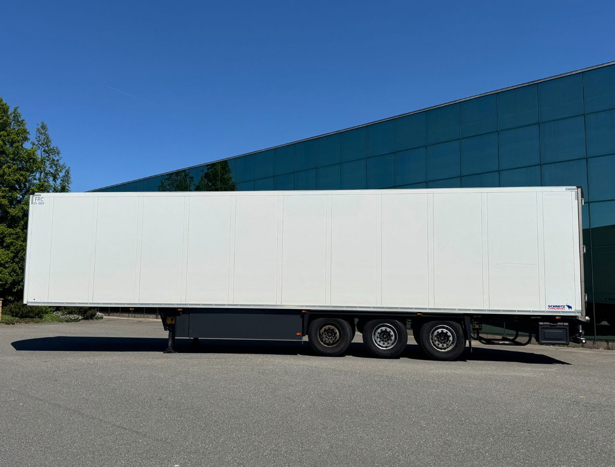 Schmitz Cargobull SCBS3B Thermo King SLXi300 Only 6.822 Hours Thick Roof Disc Brakes NEW TUV - Semirimorchio frigorifero: foto 2 Schmitz Cargobull SCBS3B Thermo King SLXi300 Only 6.822 Hours Thick Roof Disc Brakes NEW TUV - Semirimorchio frigorifero: foto 2