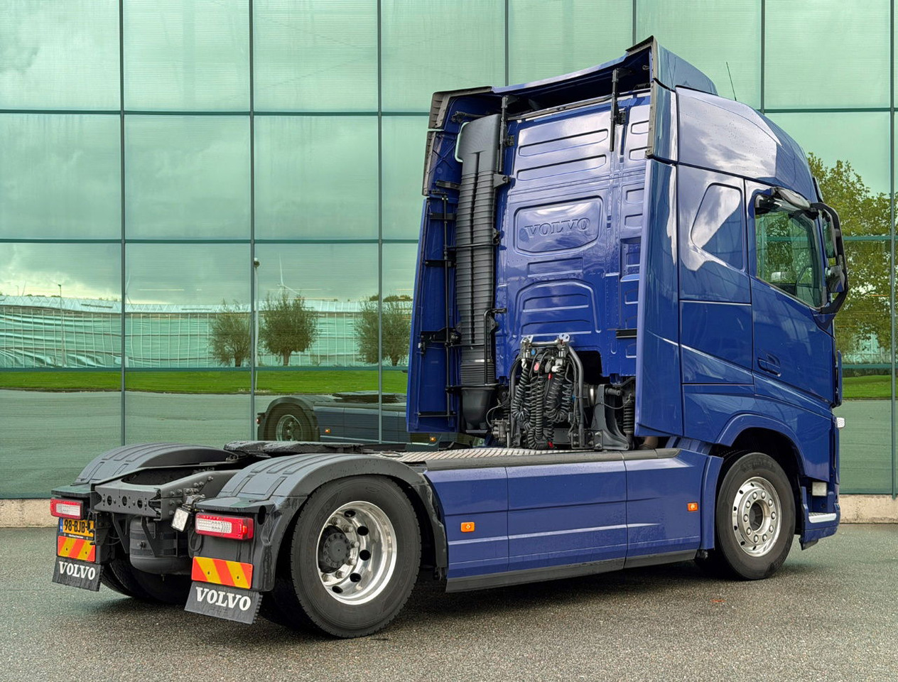 Volvo FH 460 Globetrotter 2x Tanks 811.000 KM TOP Condition NL Truck - Trattore stradale: foto 4 Volvo FH 460 Globetrotter 2x Tanks 811.000 KM TOP Condition NL Truck - Trattore stradale: foto 4