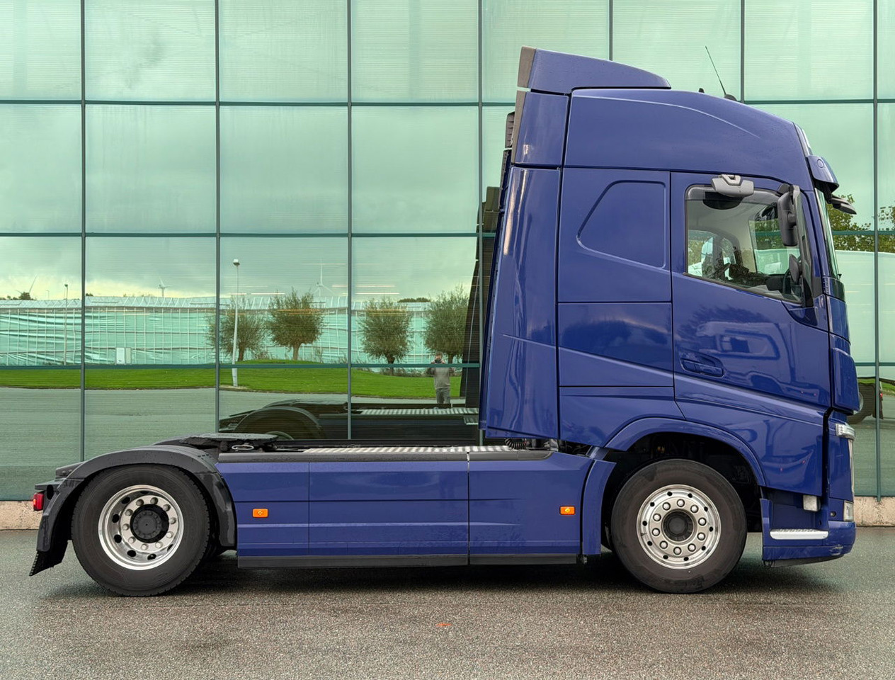 Volvo FH 460 Globetrotter 2x Tanks 811.000 KM TOP Condition NL Truck - Trattore stradale: foto 5 Volvo FH 460 Globetrotter 2x Tanks 811.000 KM TOP Condition NL Truck - Trattore stradale: foto 5