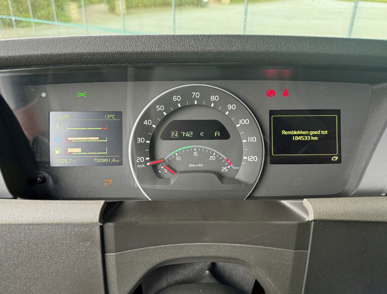 Trattore stradale Volvo FH Globetrotter 6X2 701.000 KM Super Condition NL Truck: foto 13 Trattore stradale Volvo FH Globetrotter 6X2 701.000 KM Super Condition NL Truck: foto 13