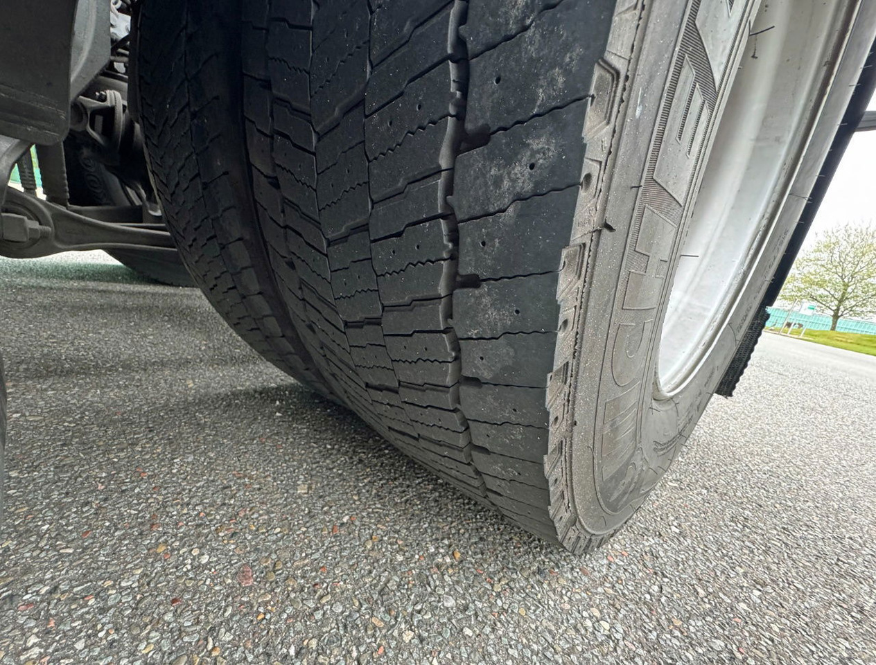 Trattore stradale Volvo FH Globetrotter 6X2 701.000 KM Super Condition NL Truck: foto 20 Trattore stradale Volvo FH Globetrotter 6X2 701.000 KM Super Condition NL Truck: foto 20