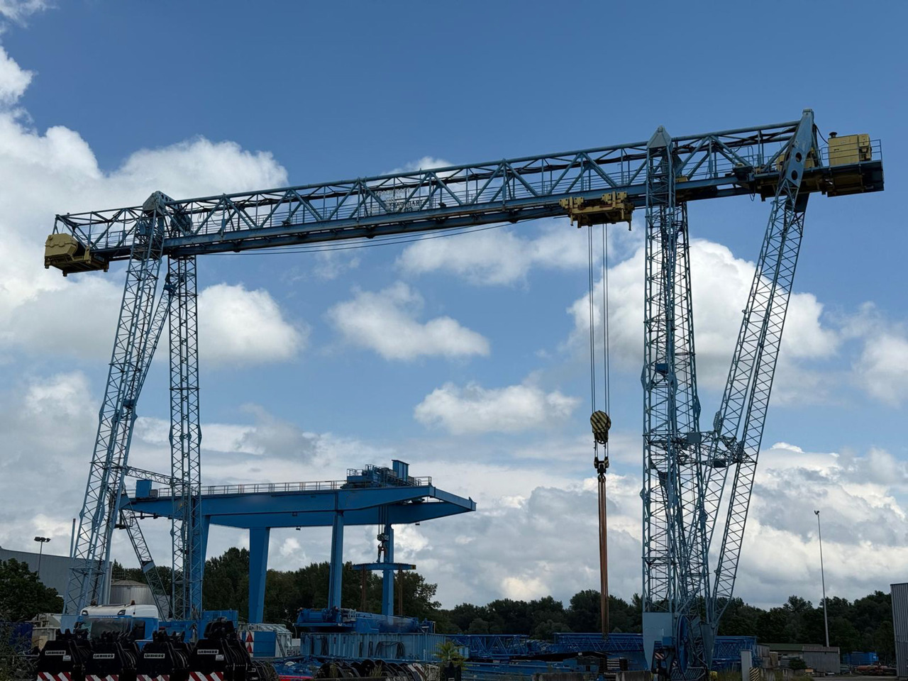 Voest Alpine P22 - Gru a portale: foto 1 Voest Alpine P22 - Gru a portale: foto 1