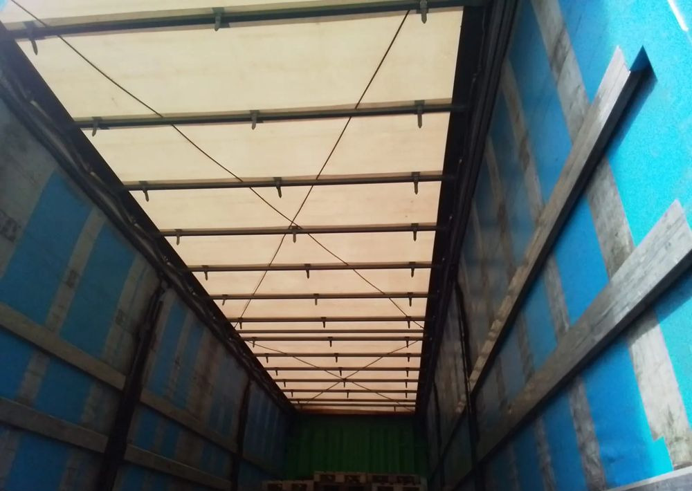 Krone Przyczepa 3 osie Firanka - Rimorchio centinato: foto 2 Krone Przyczepa 3 osie Firanka - Rimorchio centinato: foto 2