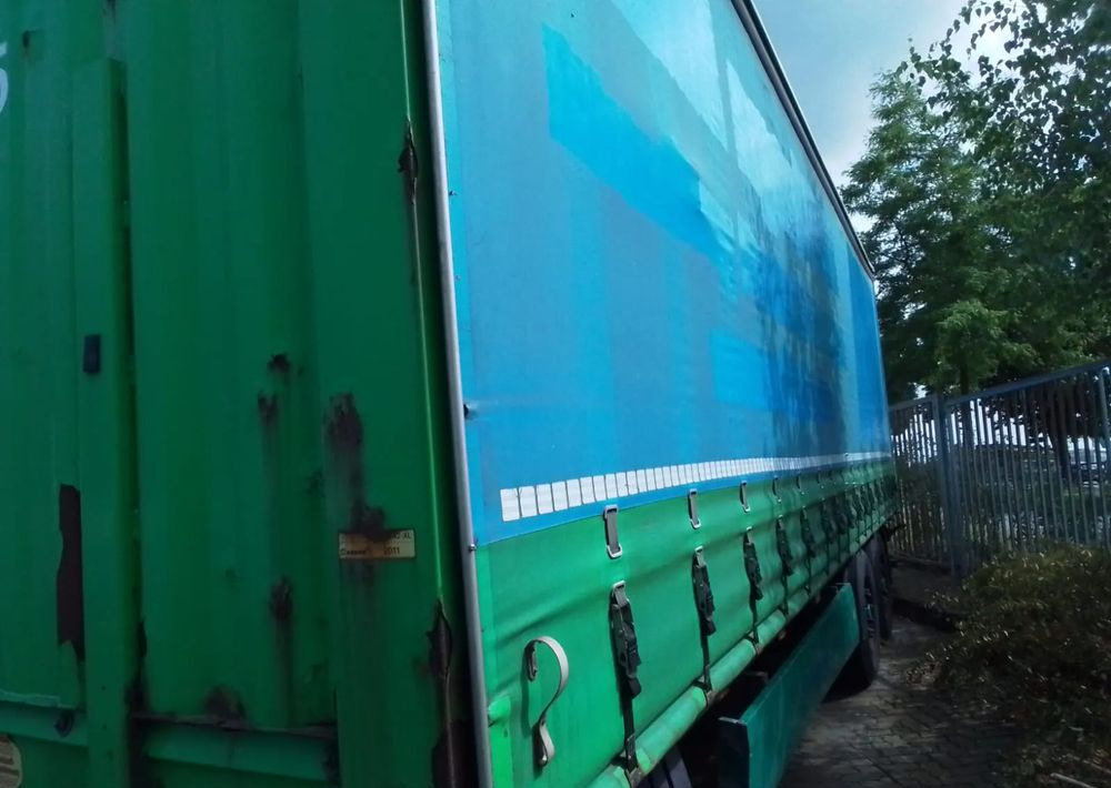 Krone Przyczepa 3 osie Firanka - Rimorchio centinato: foto 3 Krone Przyczepa 3 osie Firanka - Rimorchio centinato: foto 3