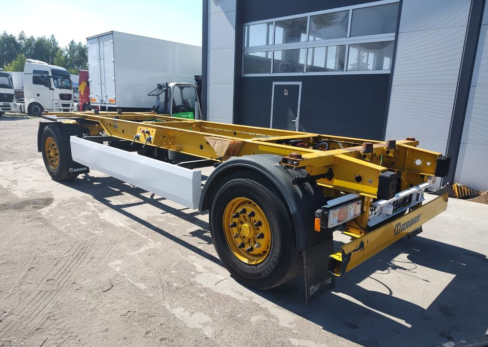 Krone Przyczepa BDF Krone - Rimorchio portacontainer/ Caisse interchangeable: foto 1 Krone Przyczepa BDF Krone - Rimorchio portacontainer/ Caisse interchangeable: foto 1